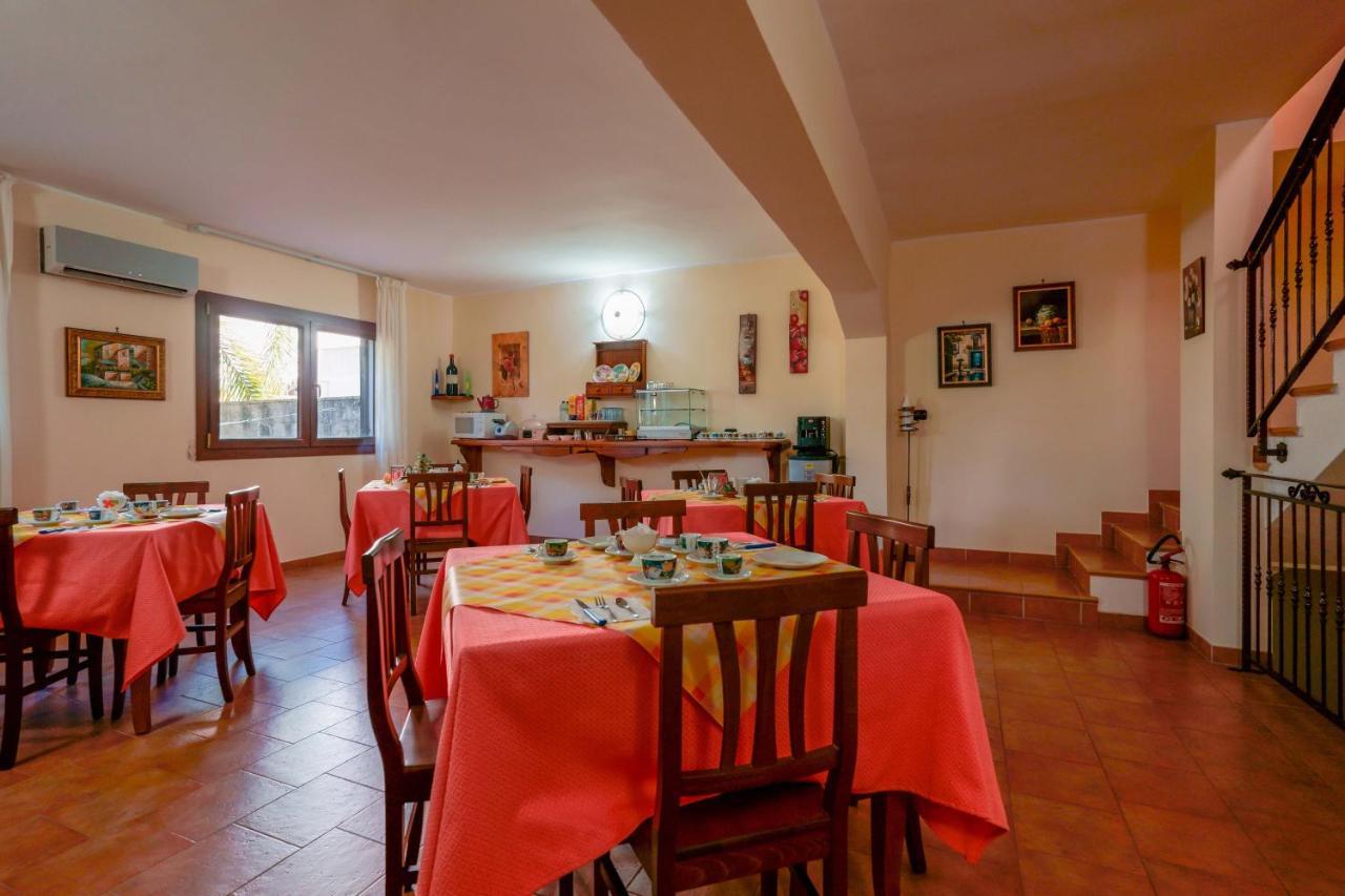 Bed And Breakfast Cairoli Exclusive Room San Pietro Vernotico Exteriör bild