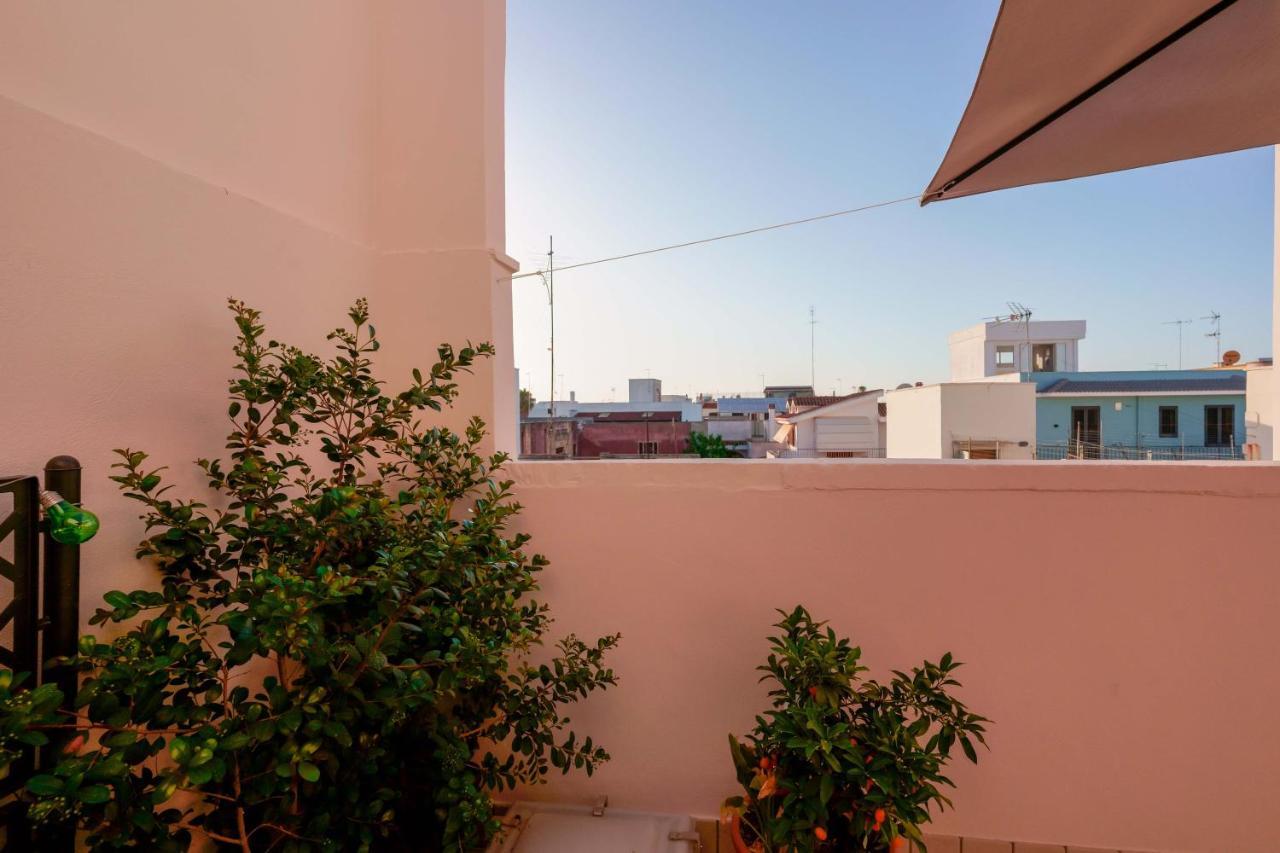 Bed And Breakfast Cairoli Exclusive Room San Pietro Vernotico Exteriör bild
